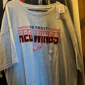 Men’s Detroit Red Wings Shirt